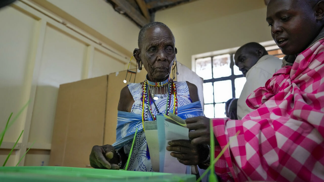 Élections générales au Kenya : Les candidats se disputent la succession de Kenyatta